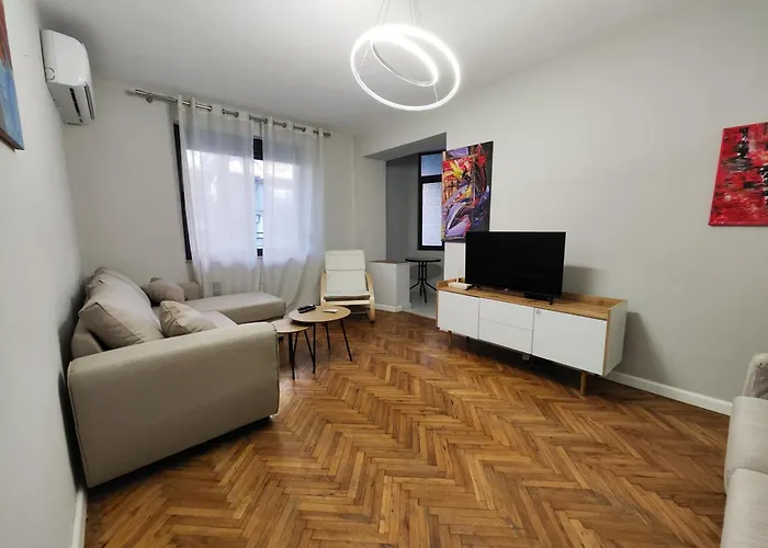 Illyrian Downtown Apartament